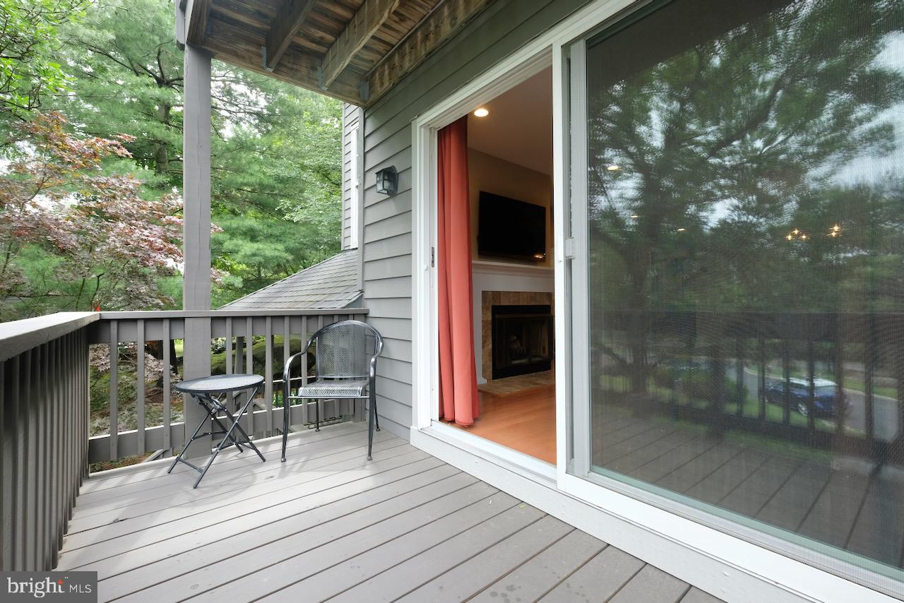 37 A Melrose Road, Unit A Princeton, NJ 08540 - Photo 5 of 25 Front Balcony off Living Room