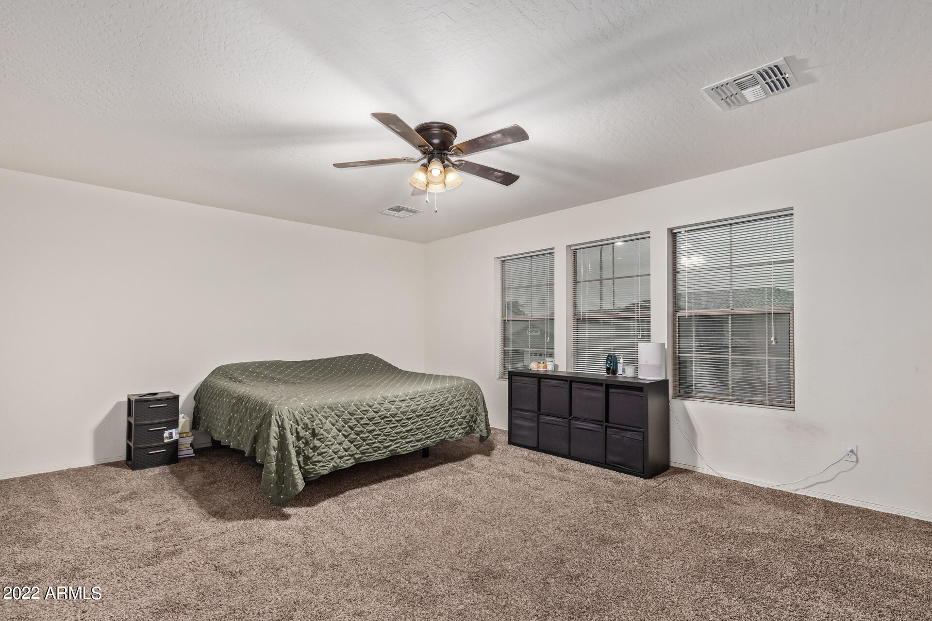 3210 West Alta Vista Road Phoenix, AZ 85041 - Photo 20 of 31 0026-26 - Alta Vista