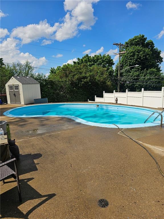 1400 Hamilton Road Pittsburgh, PA 15234 - Photo 34 of 36 a view of outdoor space and yard
