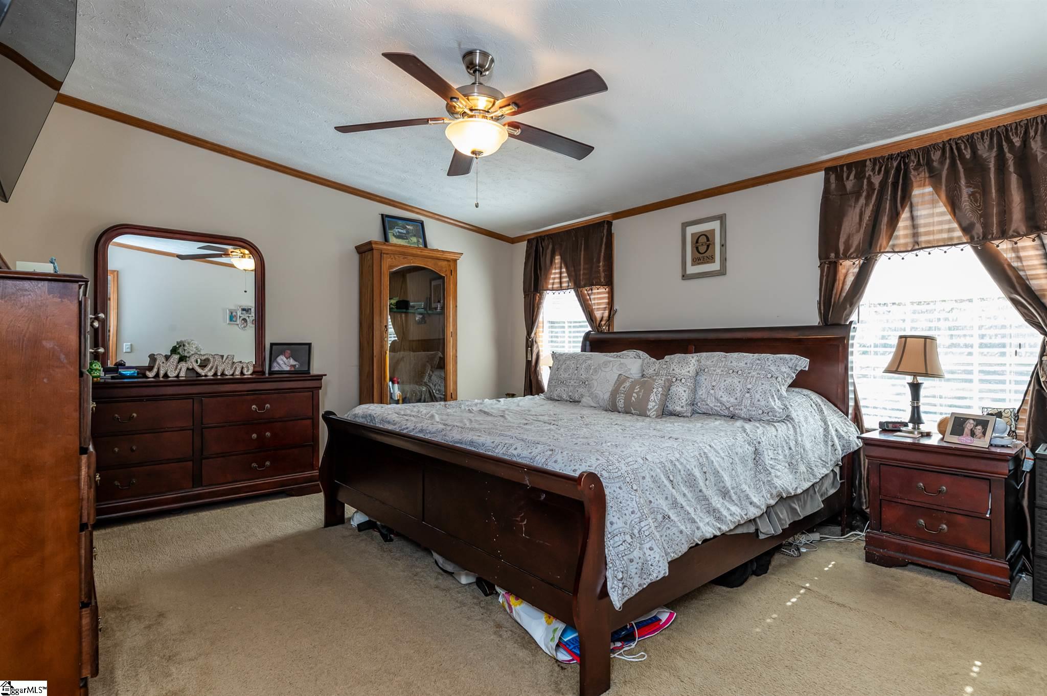 1361 Mt Carmel Road Gray Court, SC 29645 - Photo 13 of 36