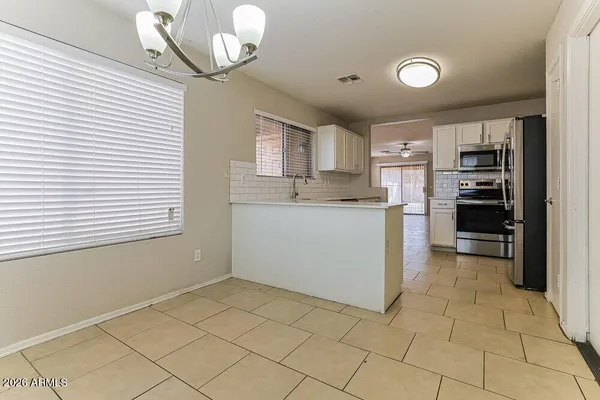 $1,895 | 2513 North 114th Avenue, Avondale, AZ 85392