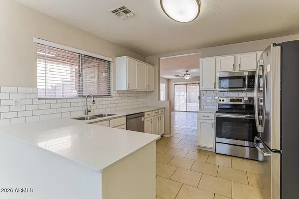 $1,875 | 2513 North 114th Avenue, Avondale, AZ 85392