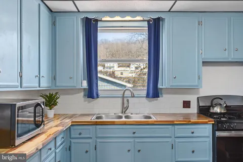 $199,900 | 250 Riverside Lane, Herndon, PA 17830