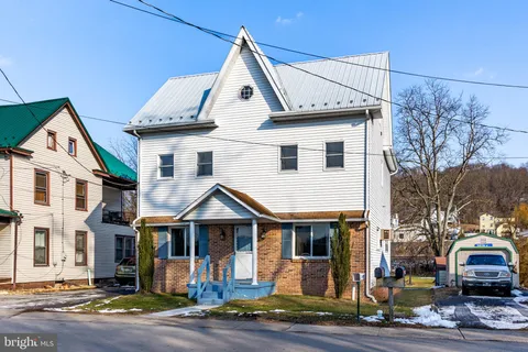 $199,900 | 250 Riverside Lane, Herndon, PA 17830