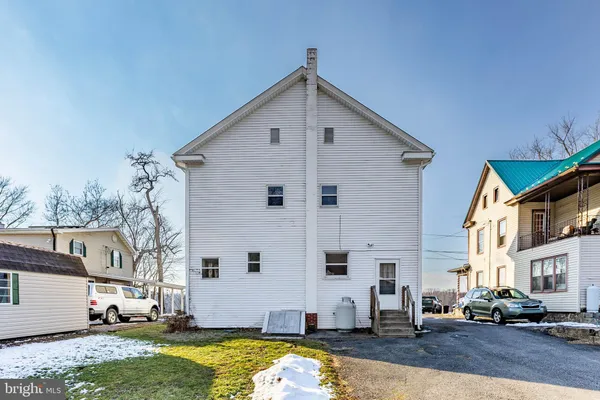 $215,000 | 250 Riverside Lane, Herndon, PA 17830