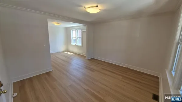 $2,650 | 225 Hudson Place, Unit 1, Cliffside Park, NJ 07010