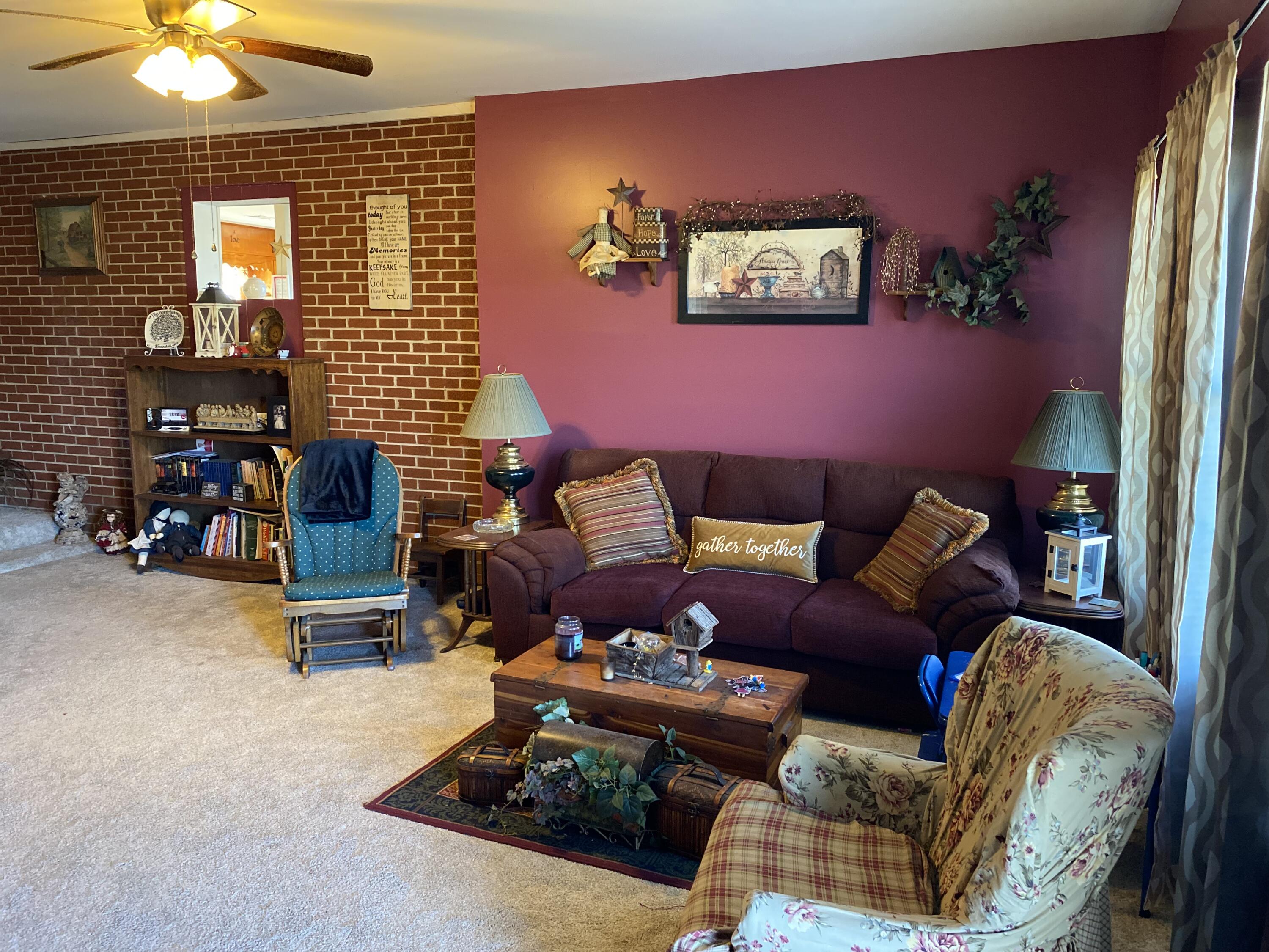 475 Etna Road Eubank, KY 42567 - Photo 3 of 12 A114FFD7-A79C-4D0B-9B93-969FA35A23BC