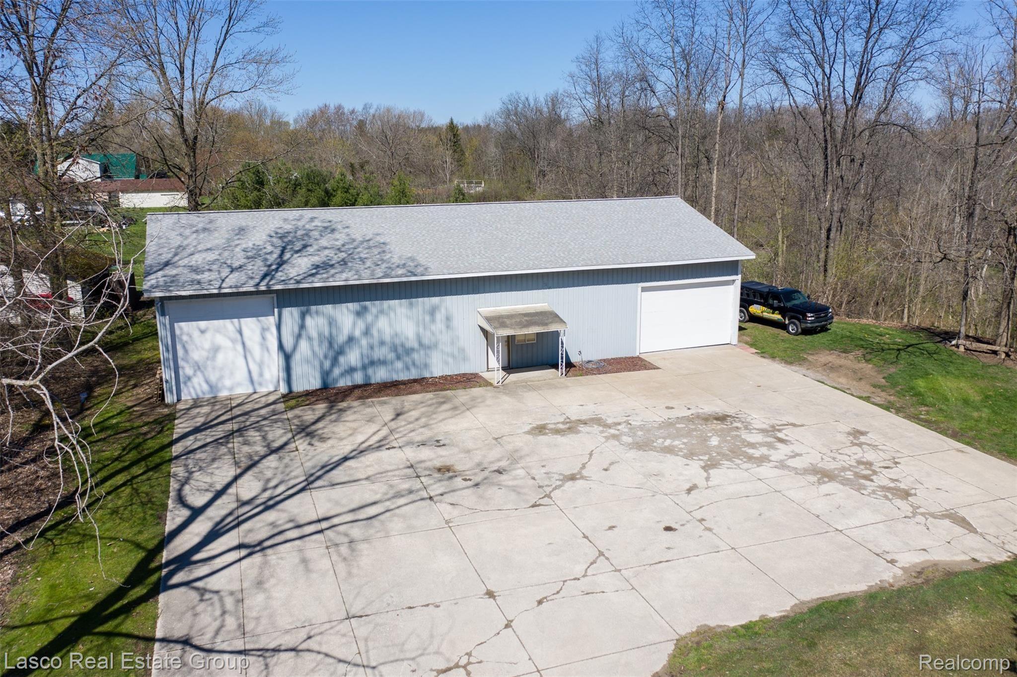 1174 West Cook Road Grand Blanc, MI 48439 - Photo 39 of 49 DJI_0569.jpg
