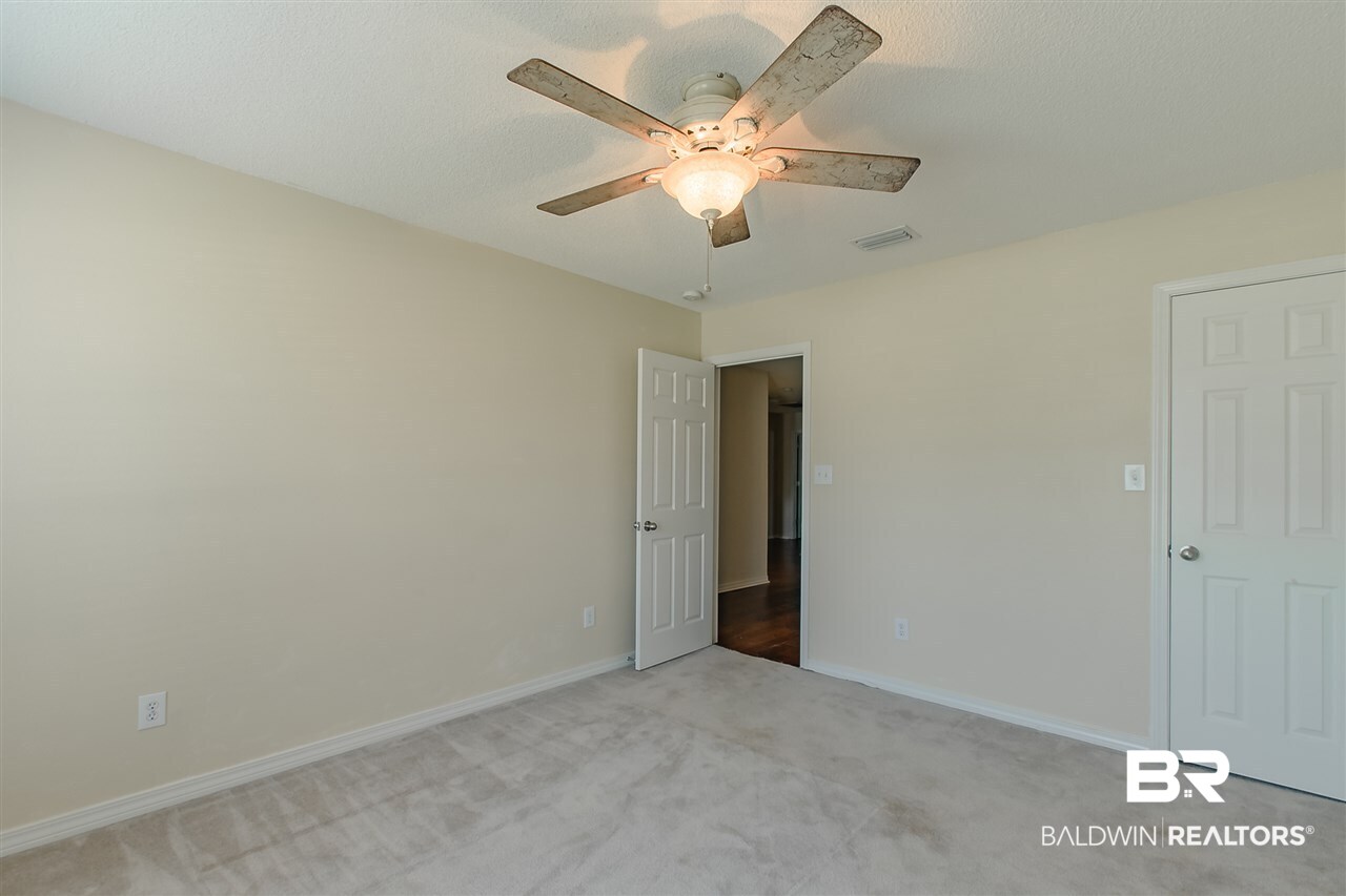 322 Manchester Lane Foley, AL 36535 - Photo 36 of 45