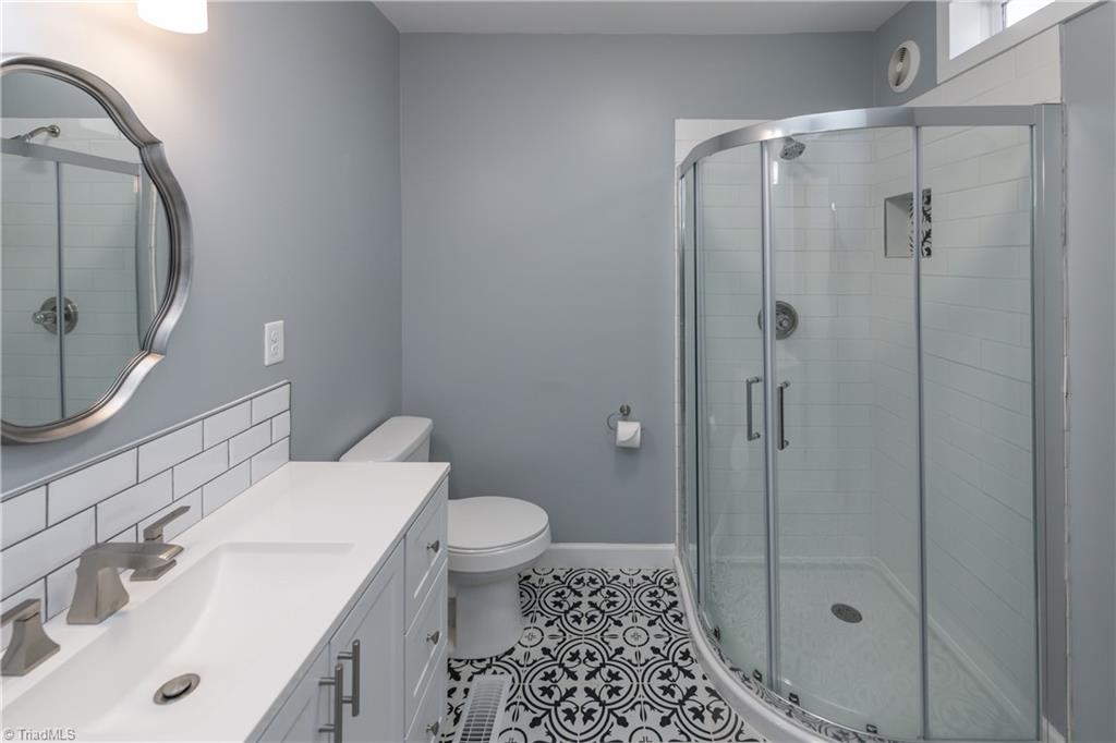 1854 Hoover Road Lexington, NC 27295 - Photo 18 of 38 Gallery Image 18