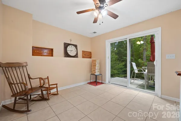a view of a livingroom with furniture