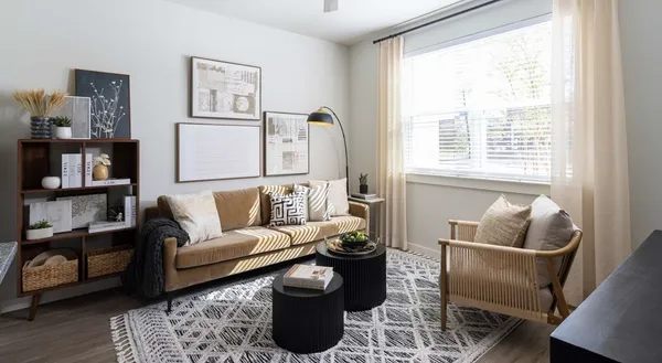 $2,101 | 1505 Oliver Street, Unit 413, Houston, TX 77007