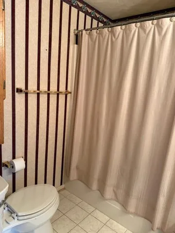 $255,000 | 3420 Londonderry Court, Roanoke, VA 24018