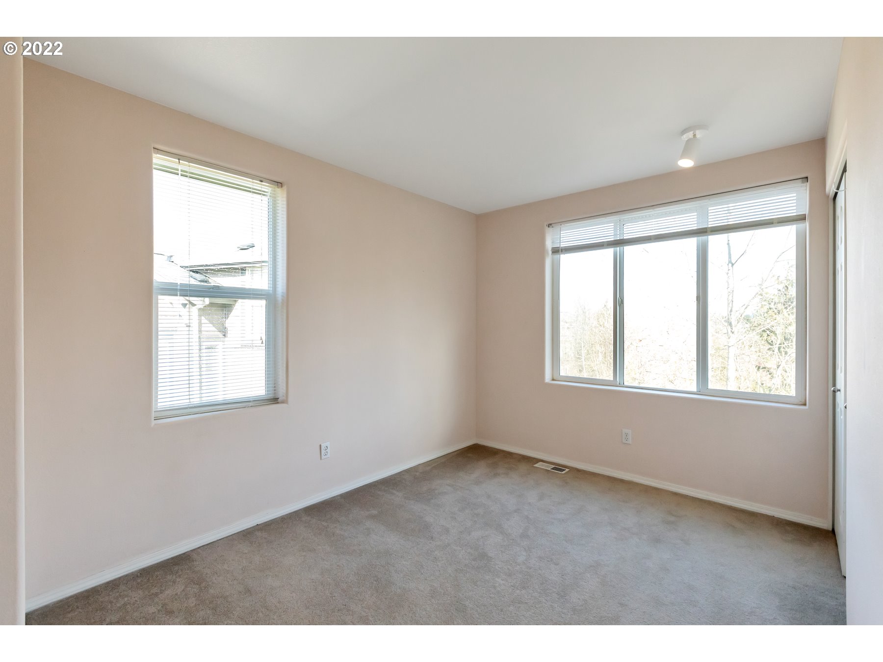 13980 Southwest Scholls Ferry Road, Unit 101 Beaverton, OR 97007 - Photo 11 of 20 Gallery Image 11