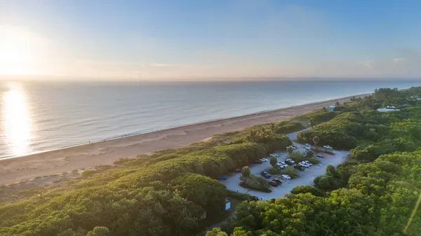 $539,000 | 12456 Southeast Plandome Drive, Hobe Sound, FL 33455