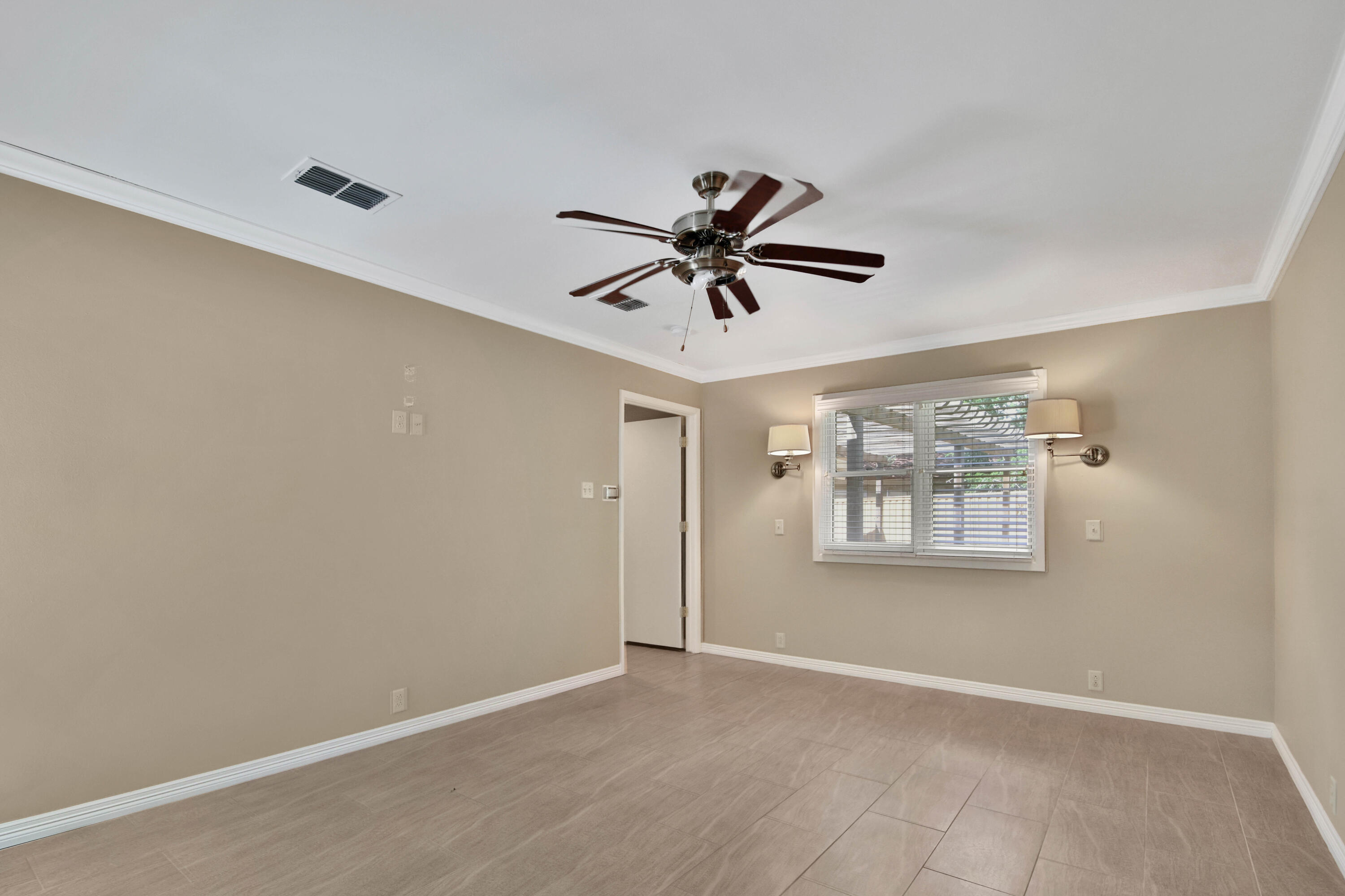 3407 68th Drive Lubbock, TX 79413 - Photo 16 of 41 IMG_1885
