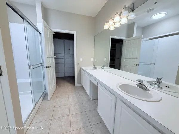 $2,200 | 812 Handsome Cab Lane, Unit 201, Melbourne, FL 32940