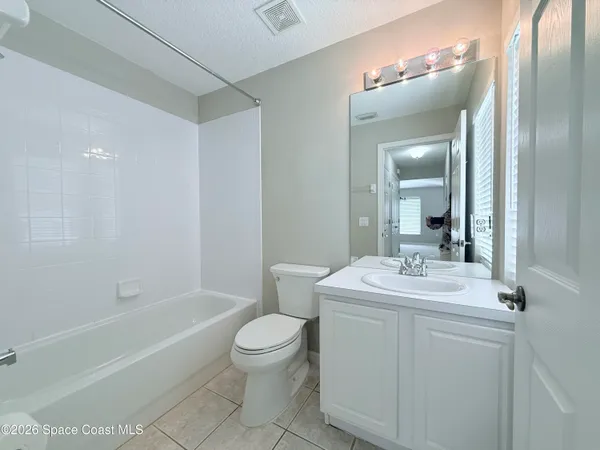 $2,200 | 812 Handsome Cab Lane, Unit 201, Melbourne, FL 32940