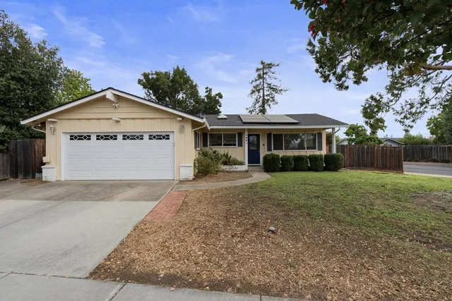$910,000 | 1301 3rd Street, Gilroy, CA 95020