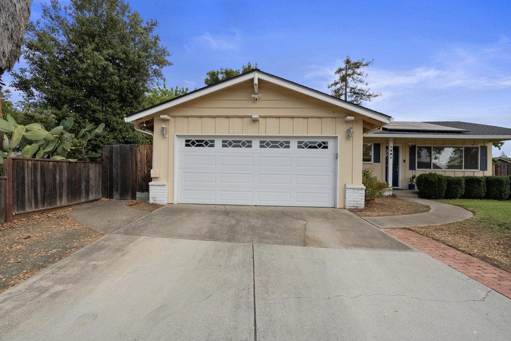 1301 3rd Street Gilroy, CA 95020 - Photo 4 of 35