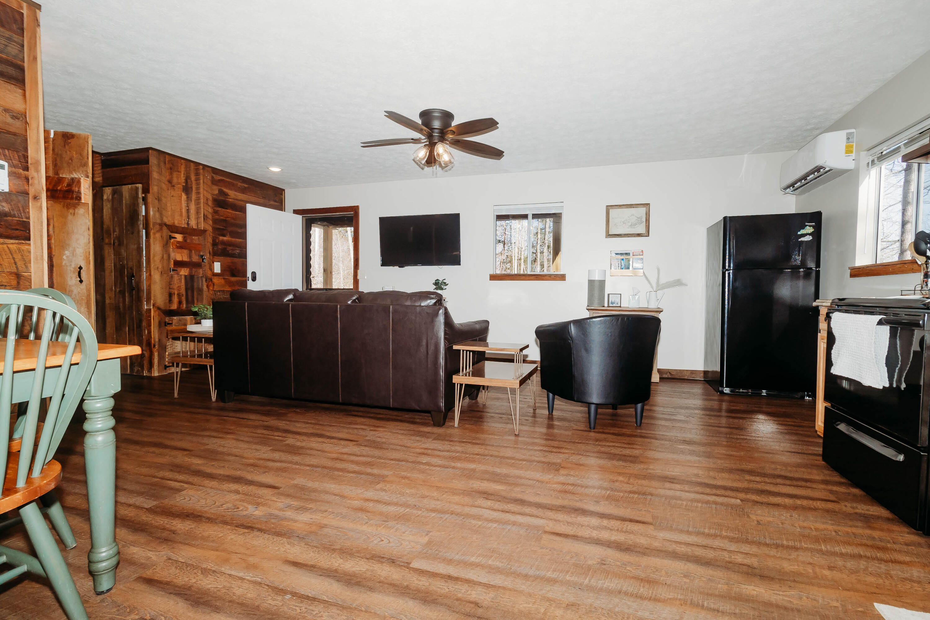 475 Midnight Pass Road Wellington, KY 40387 - Photo 4 of 22 FO7A9504