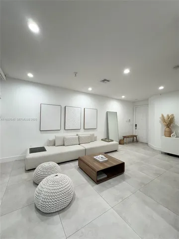 a view of a large window with an outdoor view