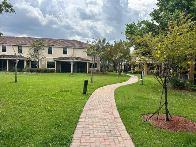$4,000 | 13017 Riverwalk Circle South, Plantation, FL 33325