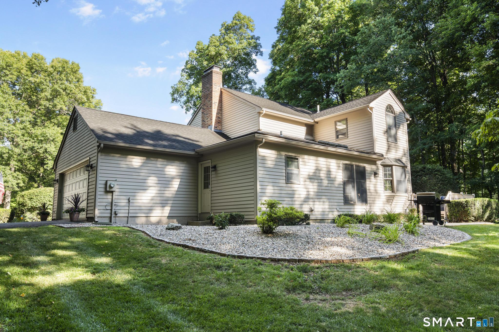 101 Wedgewood Road Southington, CT 06489 - Photo 6 of 40