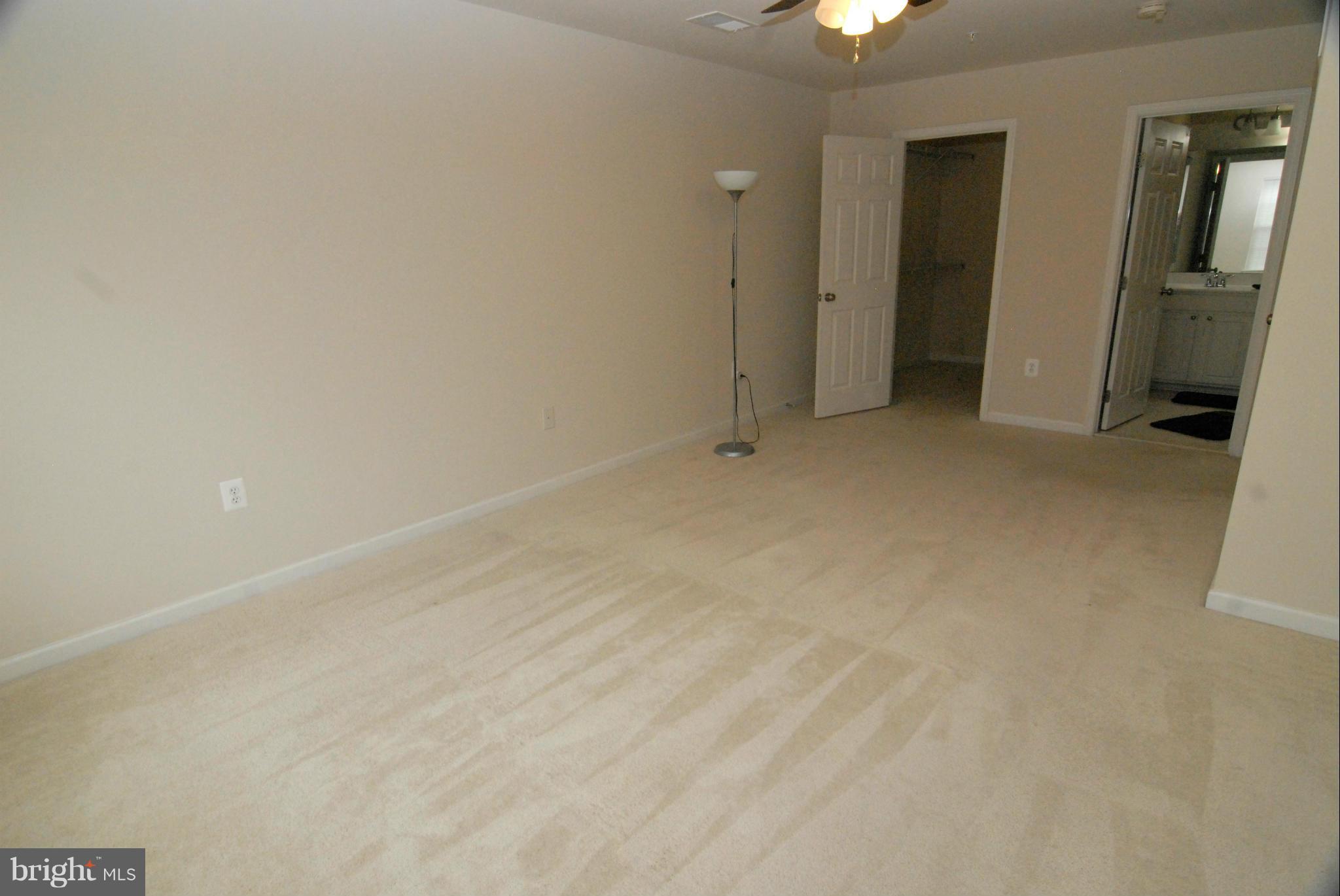 13402 Oaklands Manor Drive Laurel, MD 20708 - Photo 22 of 30 Bedroom (Master)