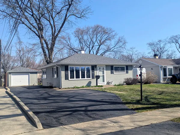 $399,900 | 2404 Hawk Lane, Rolling Meadows, IL 60008