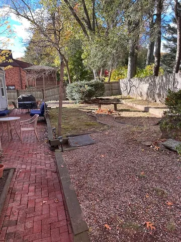 $380,000 | 118 Field Road, Longmeadow, MA 01106