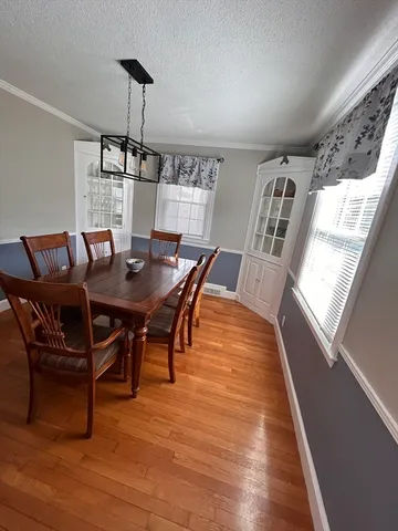 $380,000 | 118 Field Road, Longmeadow, MA 01106