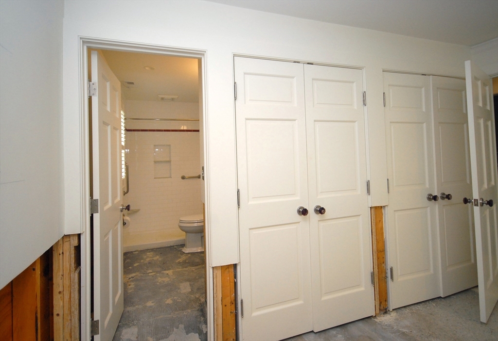 27 Concord Greene, Unit 1 Concord, MA 01742 - Photo 24 of 36