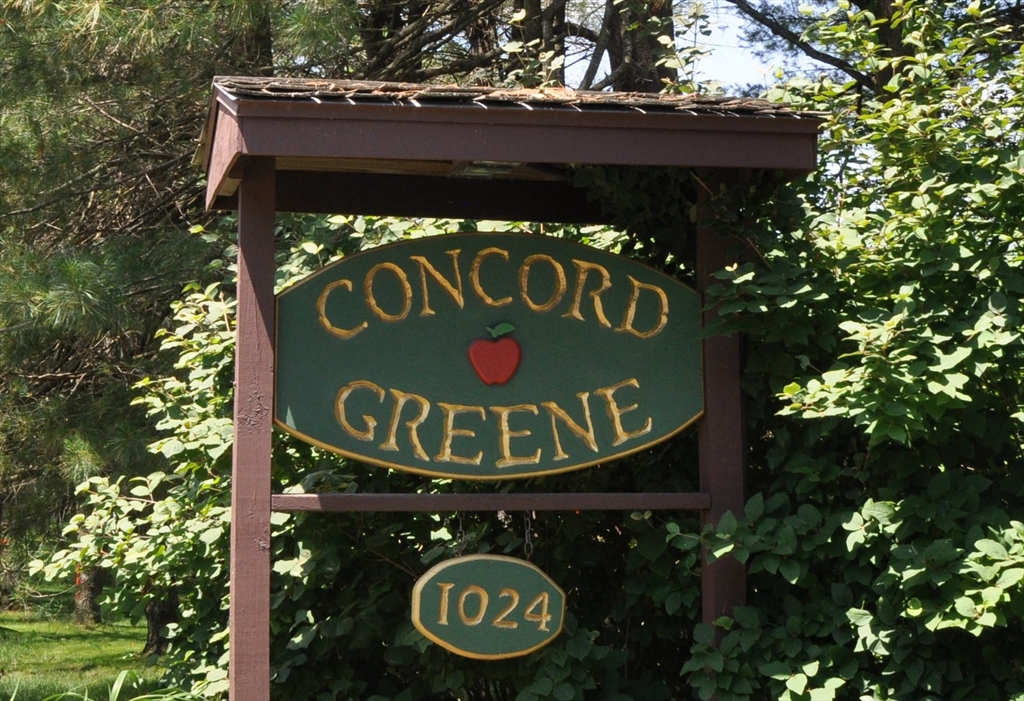 27 Concord Greene, Unit 1 Concord, MA 01742 - Photo 34 of 36