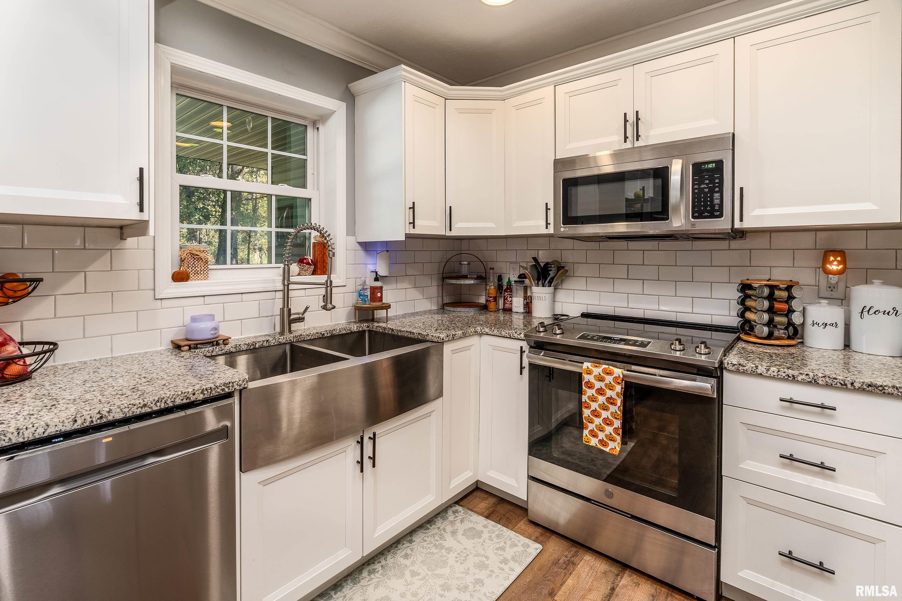 412 Noah Lane Carterville, IL 62918 - Photo 11 of 42