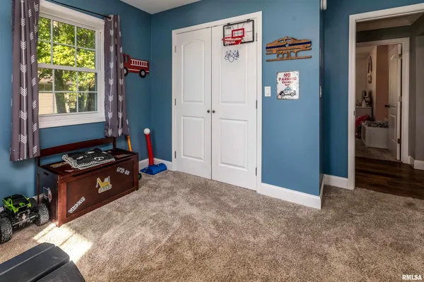 $309,999 | 412 Noah Lane, Carterville, IL 62918