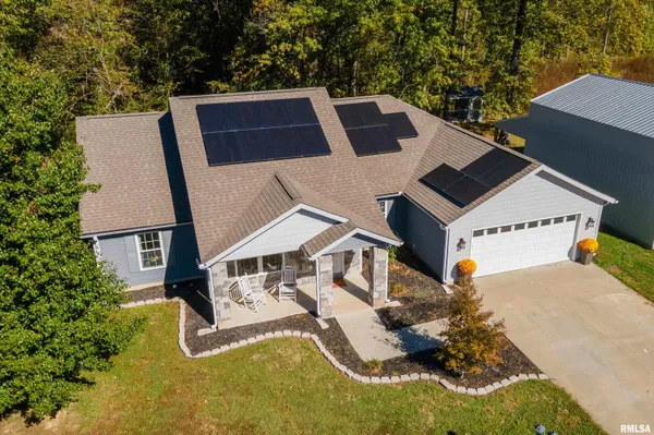 $309,999 | 412 Noah Lane, Carterville, IL 62918