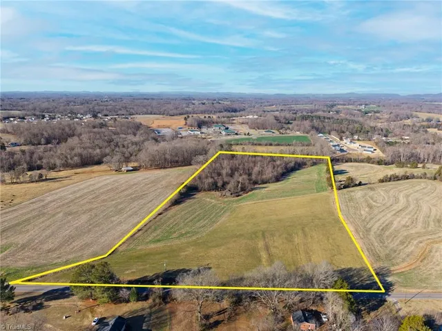 $399,000 | 1 Dobbins Mill Road, Yadkinville, NC 27055