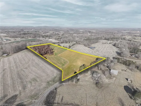 $399,000 | 1 Dobbins Mill Road, Yadkinville, NC 27055
