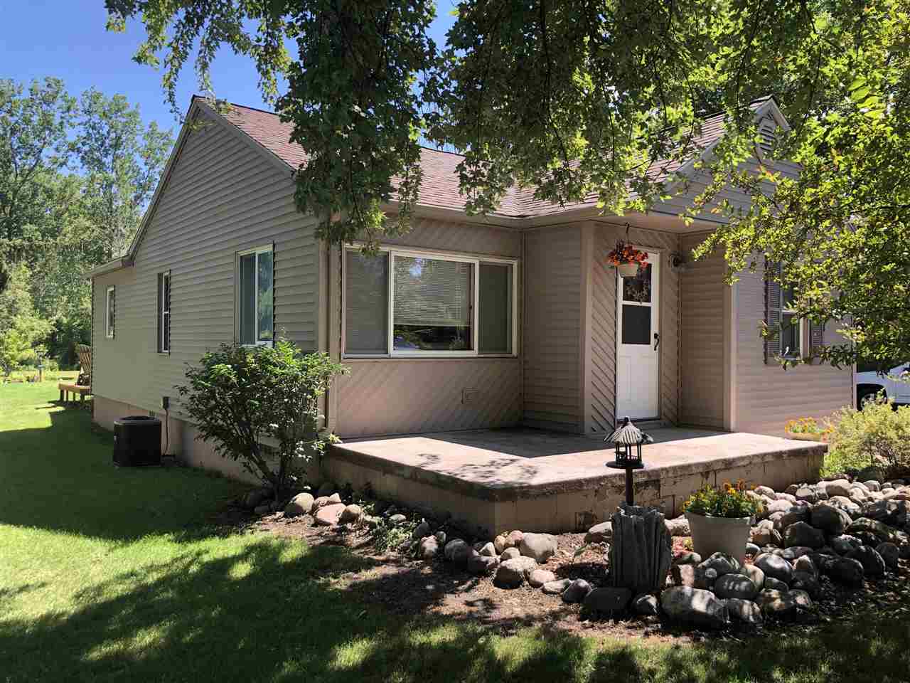 4664 North Huron Road Pinconning, MI 48650 - Photo 17 of 17