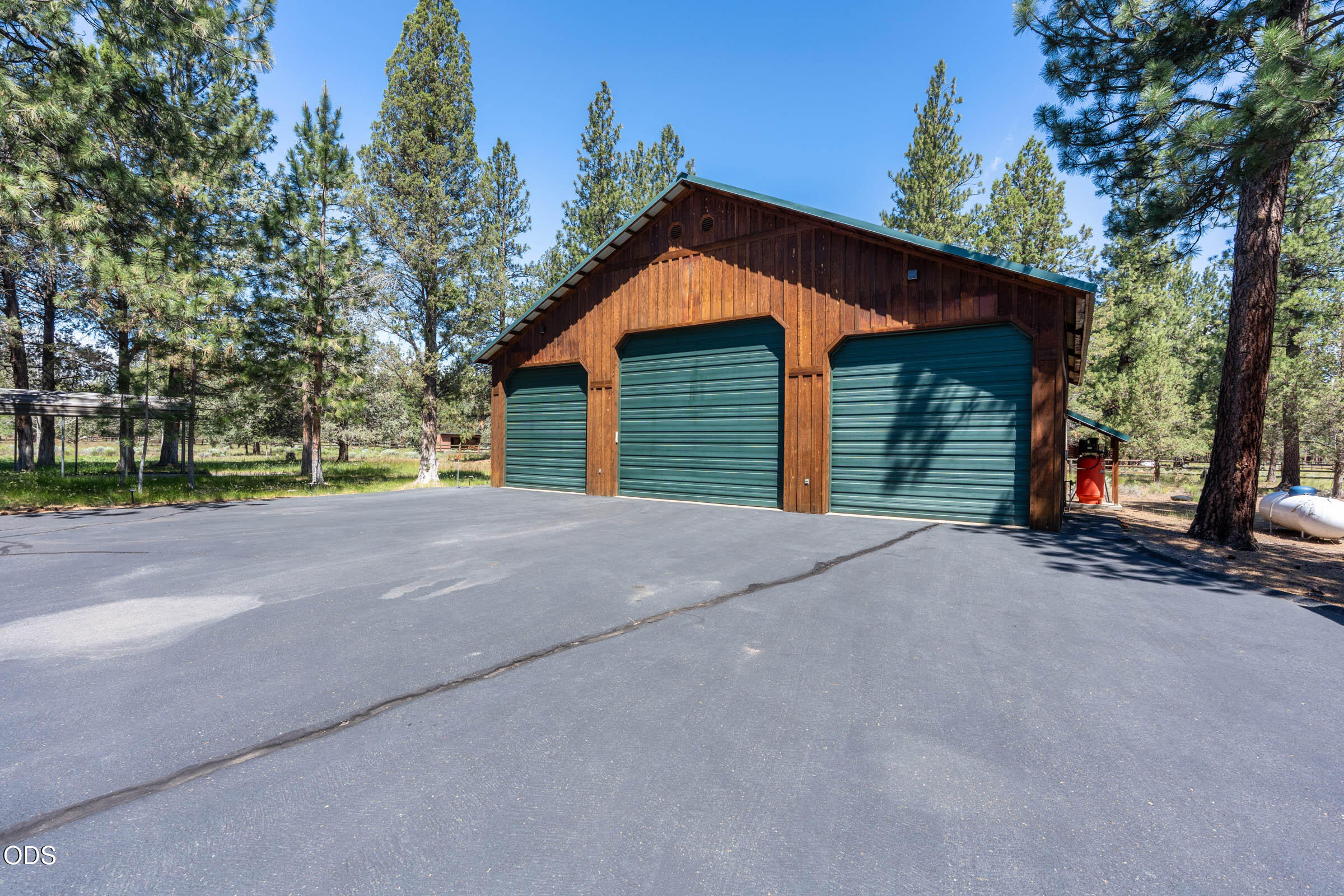 69420 Crooked Horseshoe Road Sisters, OR 97759 - Photo 52 of 74