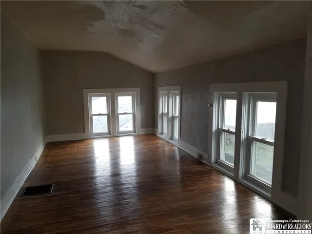 $175,000 | 38 White Street, Pomfret, NY 14063