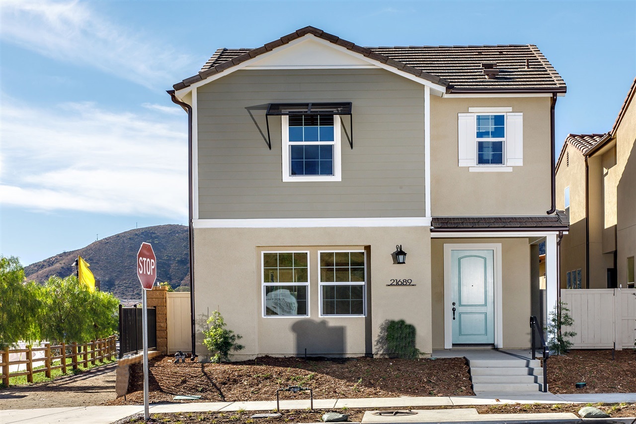 21689 Trail Ridge Drive Escondido, CA 92029 - Photo 1 of 21 Gallery Image 1