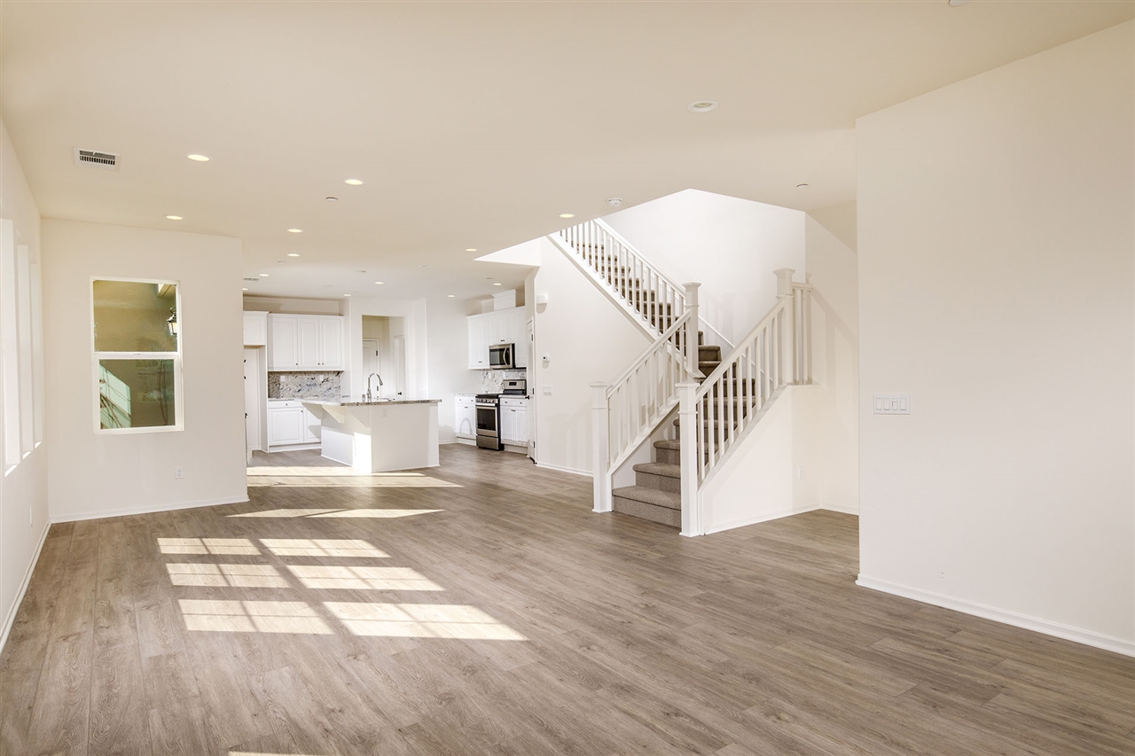 21689 Trail Ridge Drive Escondido, CA 92029 - Photo 11 of 21 Gallery Image 11