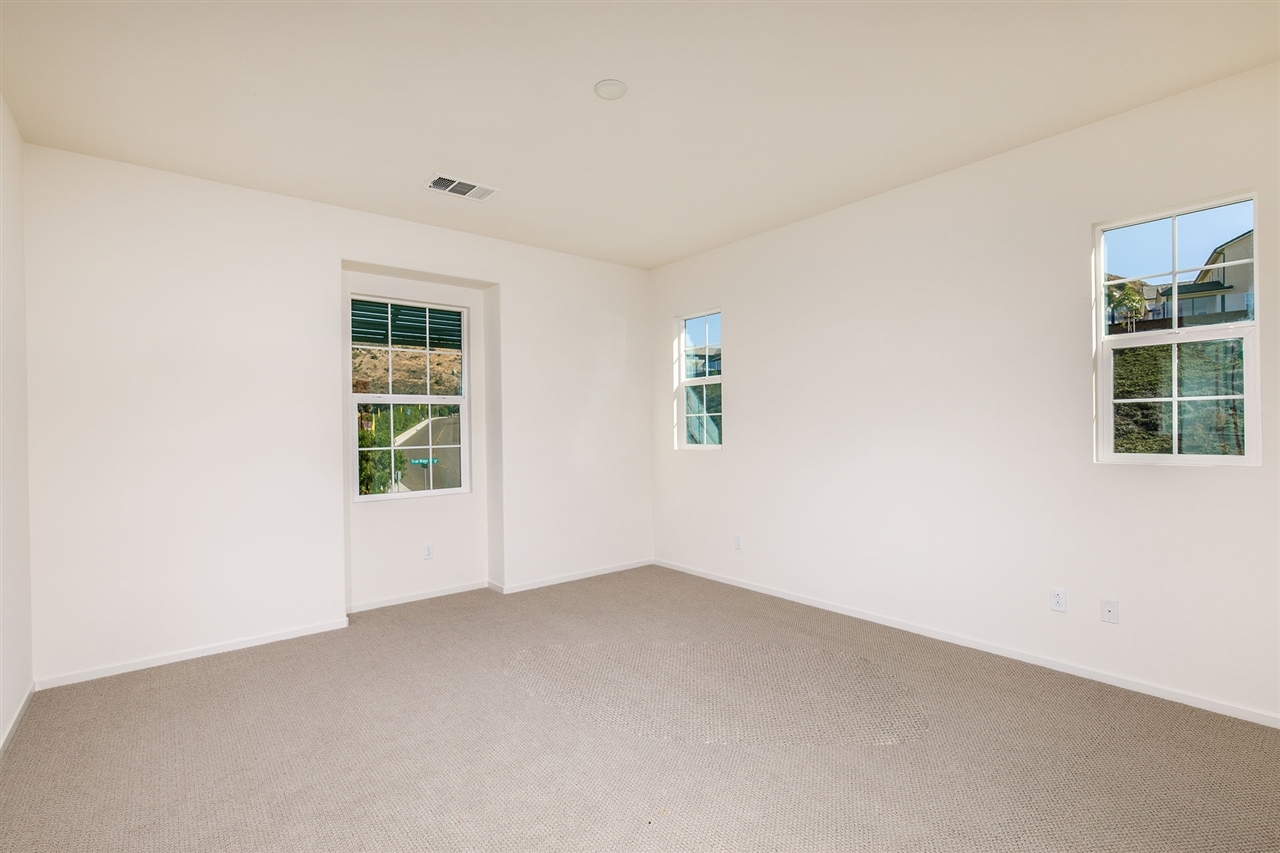 21689 Trail Ridge Drive Escondido, CA 92029 - Photo 13 of 21 Gallery Image 13