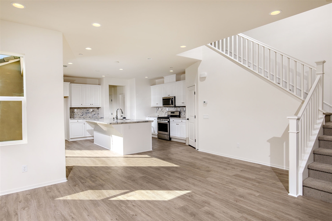 21689 Trail Ridge Drive Escondido, CA 92029 - Photo 7 of 21 Gallery Image 7