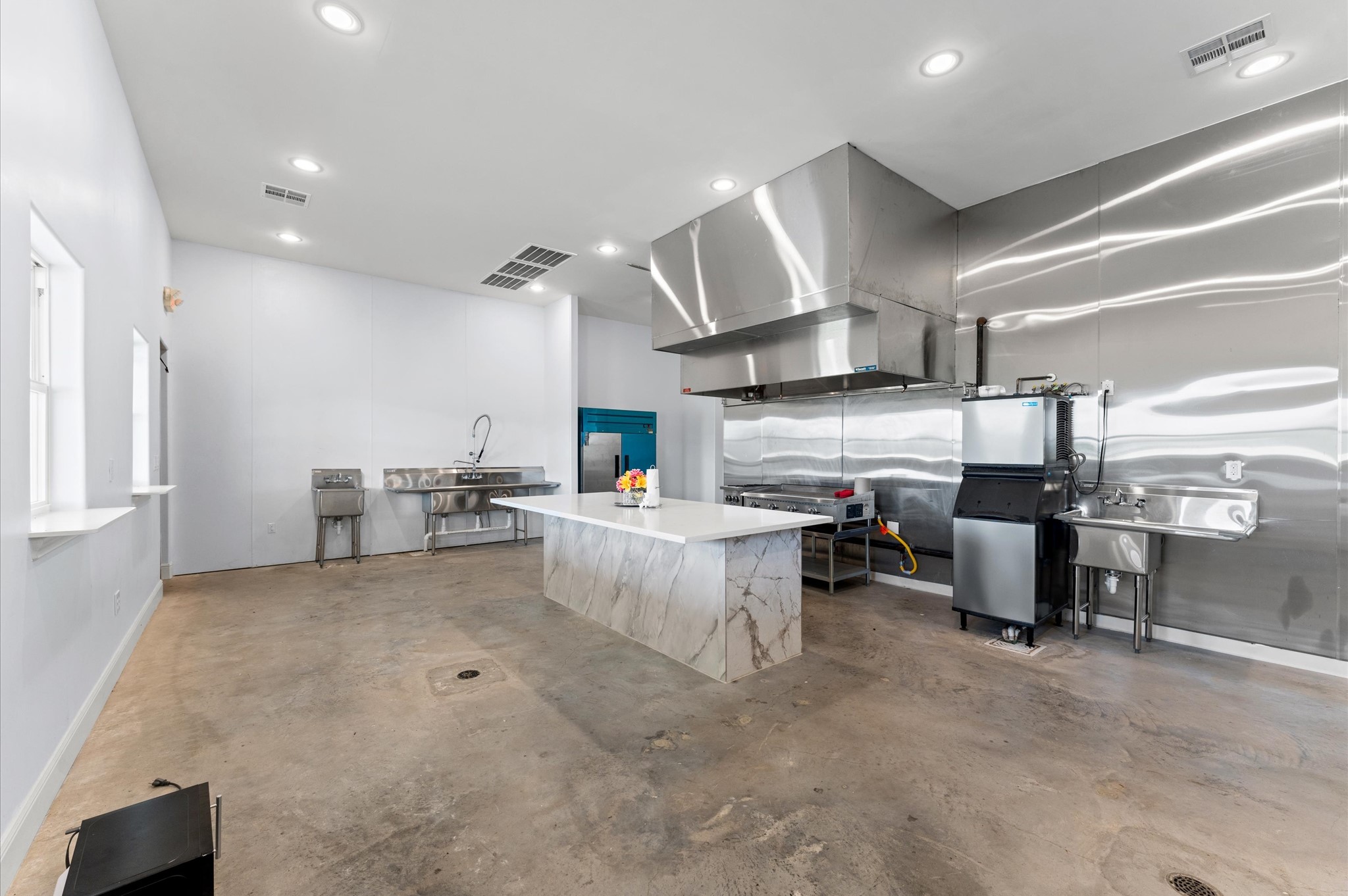 0 Almeda Genoa Road Houston, TX 77053 - Photo 11 of 29 a living room with furniture and a fireplace