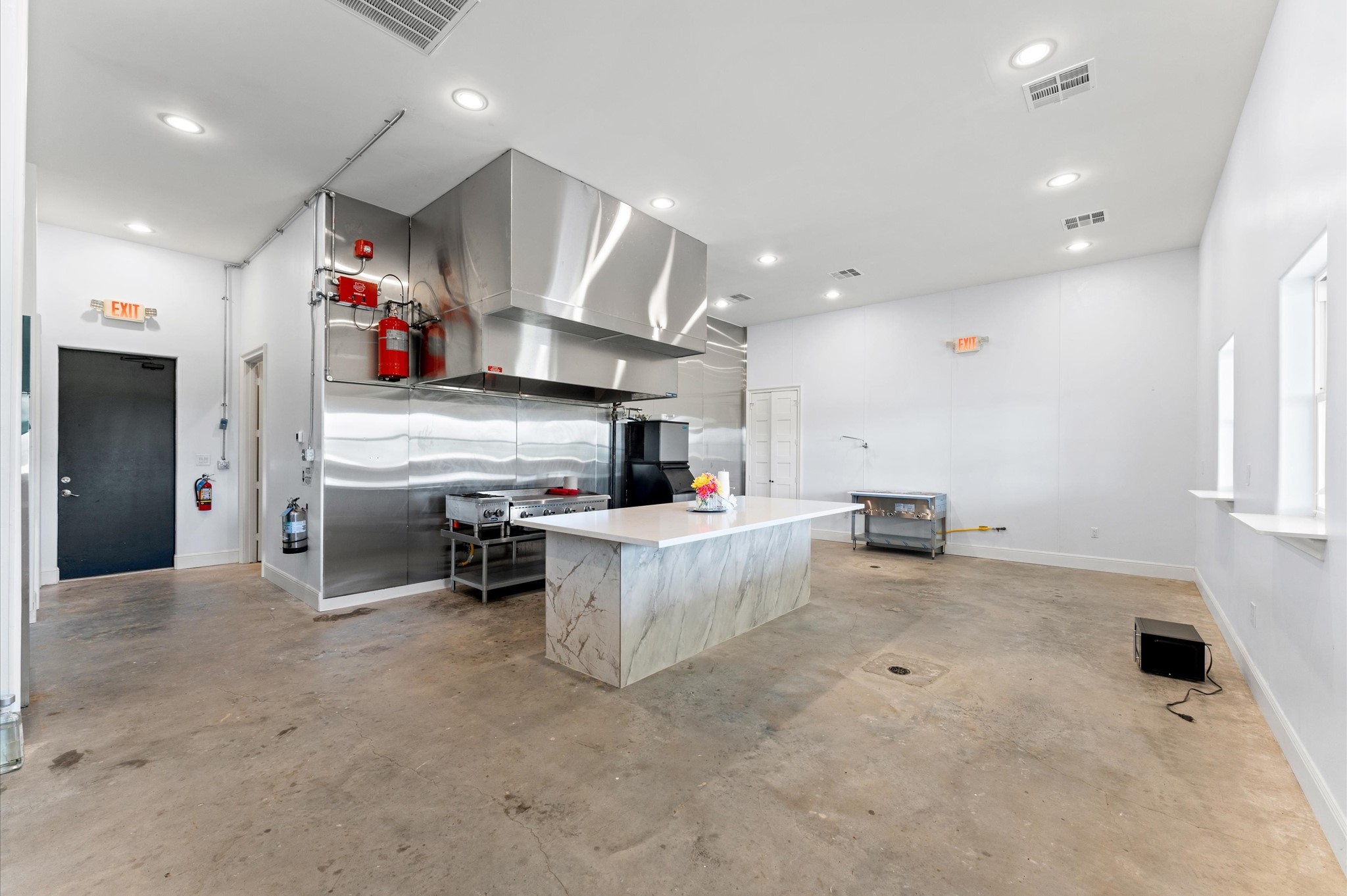 0 Almeda Genoa Road Houston, TX 77053 - Photo 10 of 29 a living room with furniture and a flat screen tv