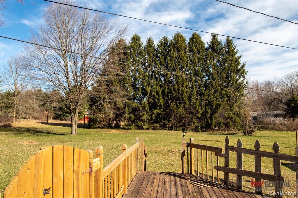 5032 Oak Hill Road Clarkston, MI 48348 - Photo 23 of 27 Gallery Image 23