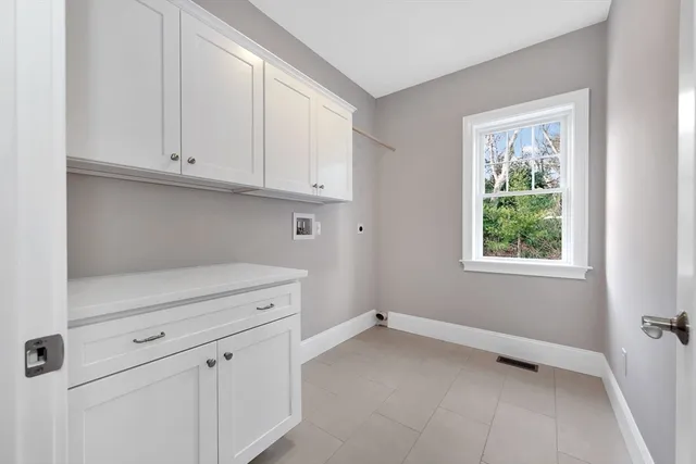 $1,025,000 | 11 Weber Farm Road, Unit 11, Wrentham, MA 02093